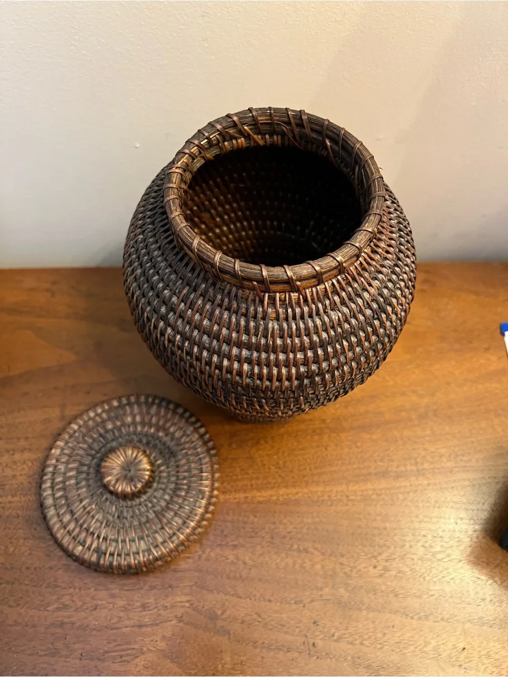 N/A handcrafted vintage